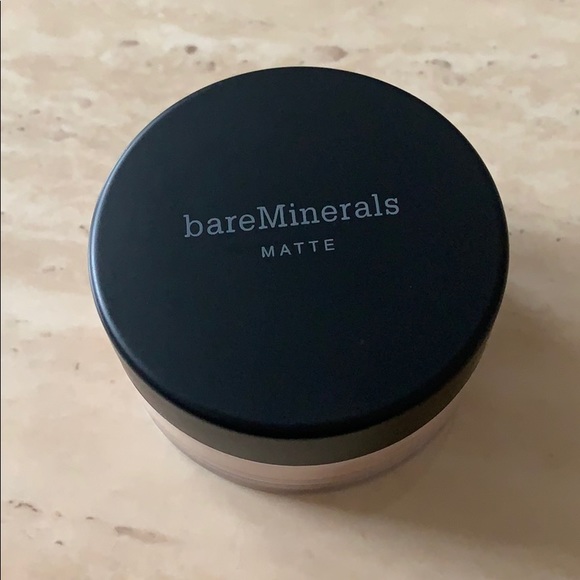 bareMinerals Other - BareMinerals medium beige matte foundation